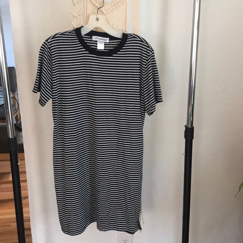Black & White Striped Tshirt Dress - M